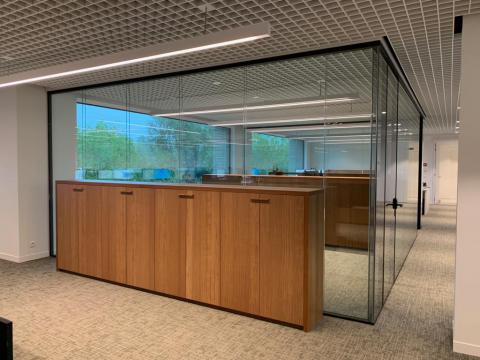 Glass doors and walls - Kennedypark headquarters 4